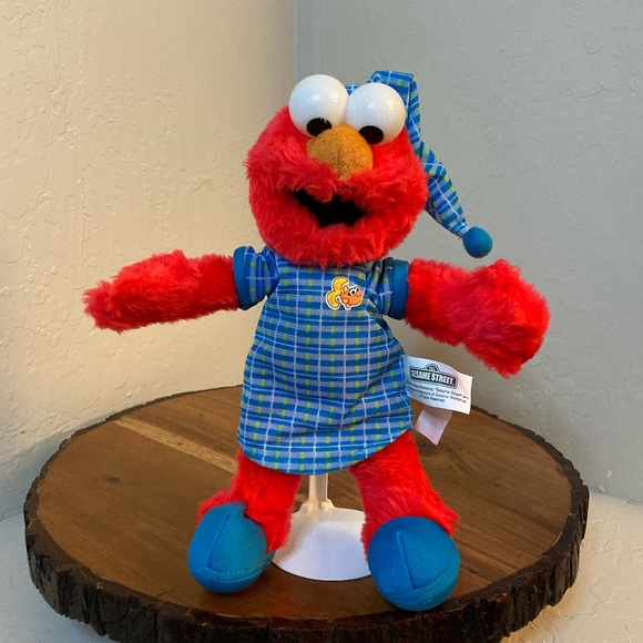 Sesame Street Elmo in Nightgown Plush - Picture 1 of 3